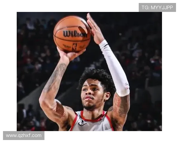 安芬尼西蒙斯在球队中寻找自我与胜利的平衡之道